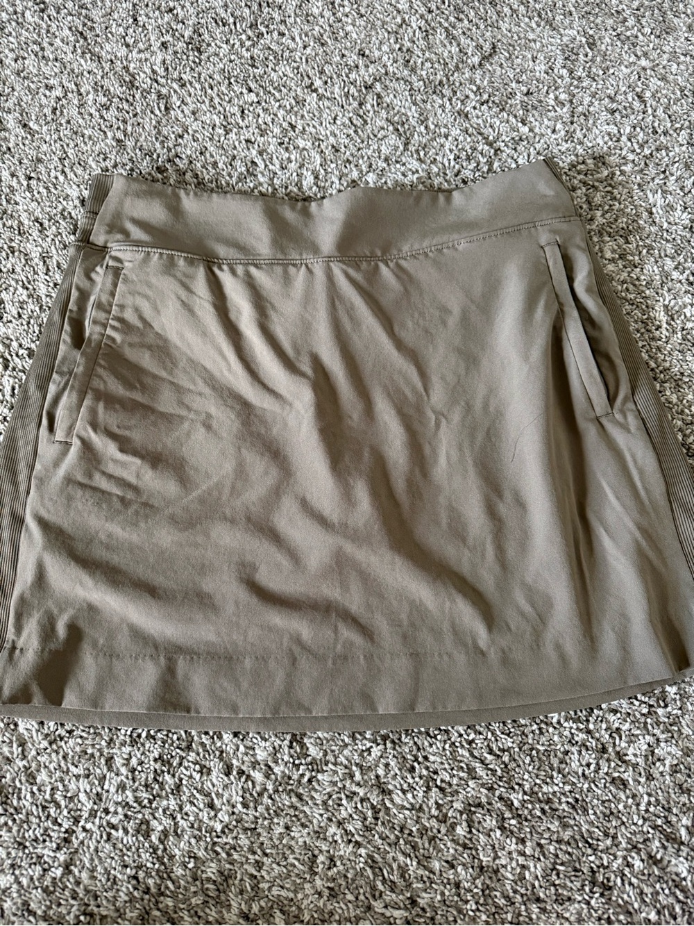 Casual Stretch Skort in Taupe